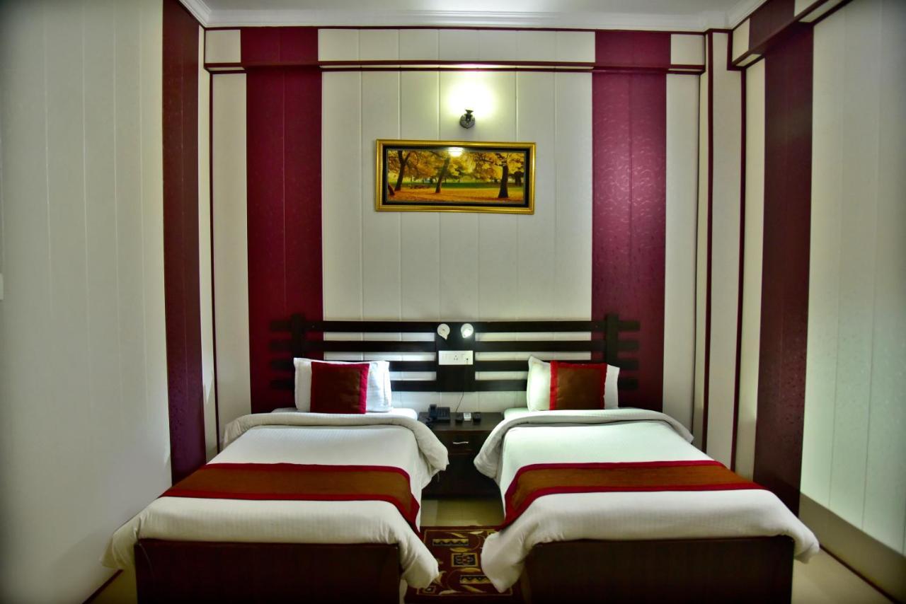 Hotel Nexus L Hotels In Charbagh Lucknow Eksteriør billede