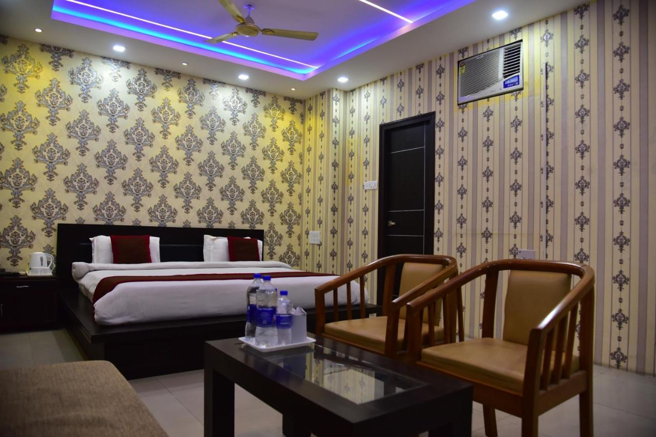 Hotel Nexus L Hotels In Charbagh Lucknow Eksteriør billede