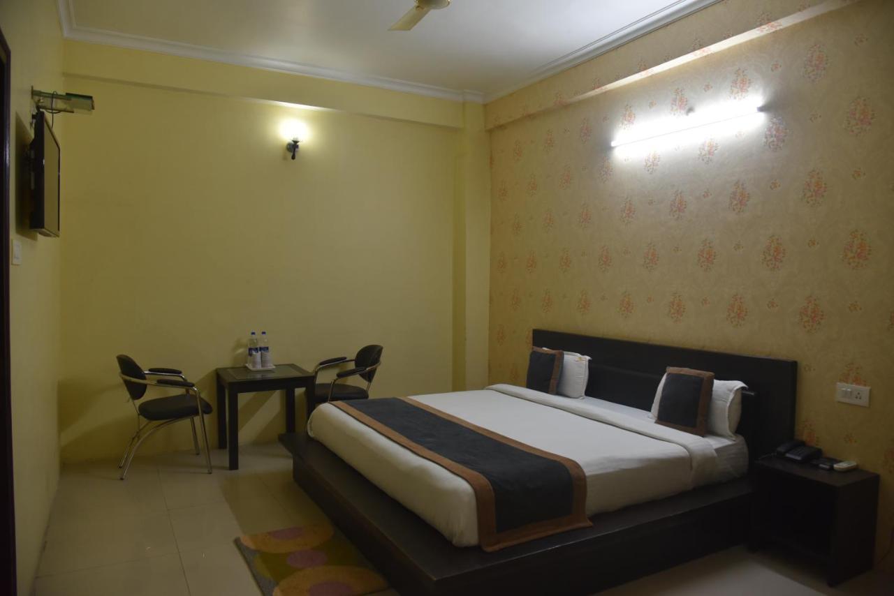 Hotel Nexus L Hotels In Charbagh Lucknow Eksteriør billede