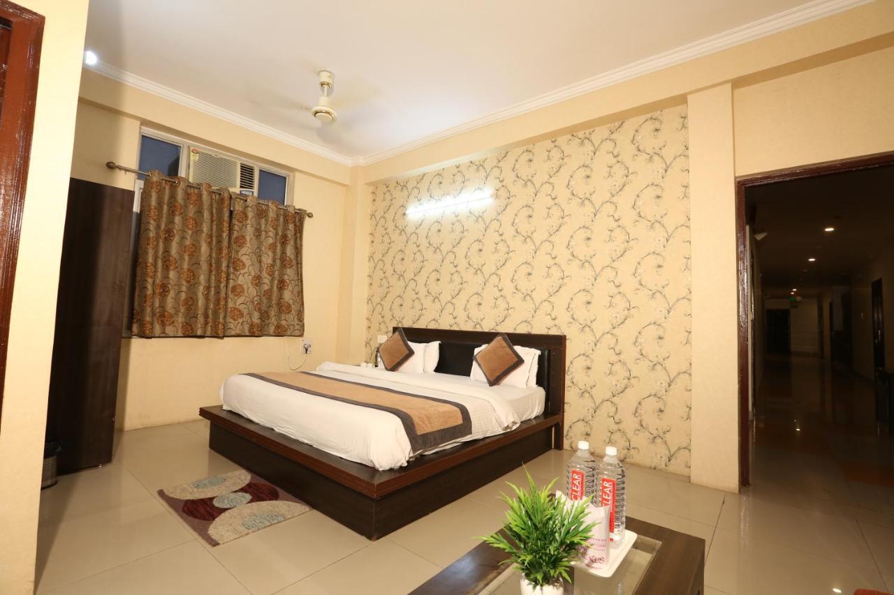 Hotel Nexus L Hotels In Charbagh Lucknow Eksteriør billede