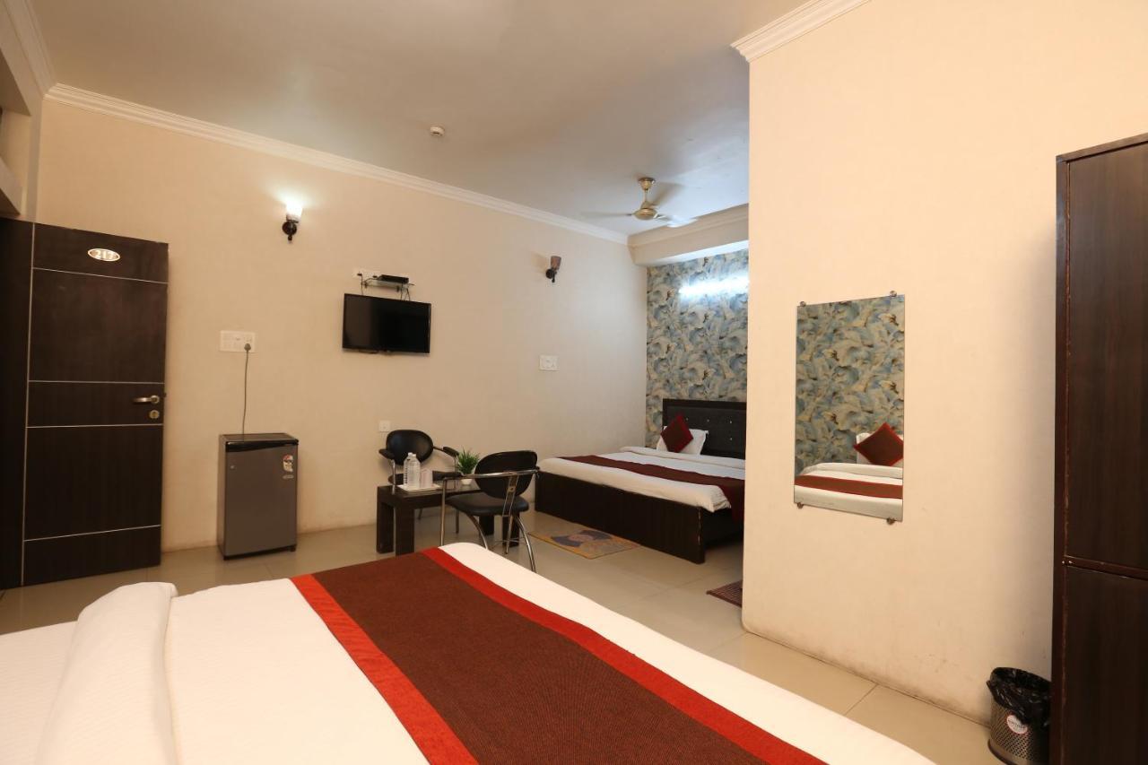 Hotel Nexus L Hotels In Charbagh Lucknow Eksteriør billede