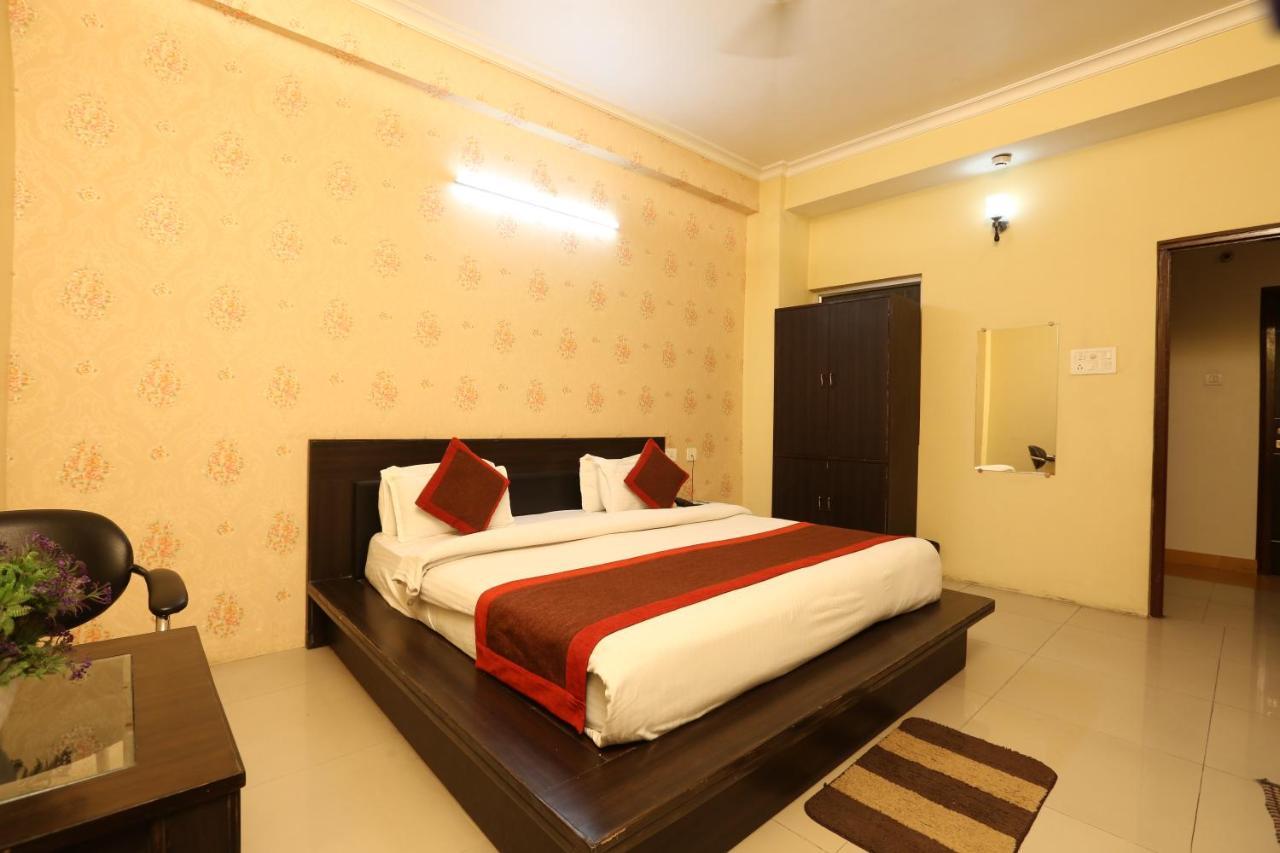 Hotel Nexus L Hotels In Charbagh Lucknow Eksteriør billede