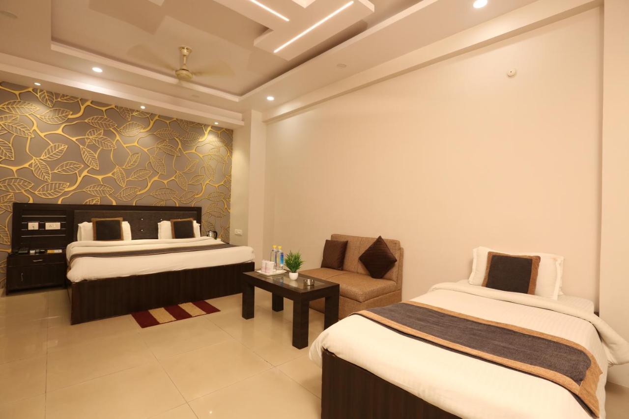 Hotel Nexus L Hotels In Charbagh Lucknow Eksteriør billede