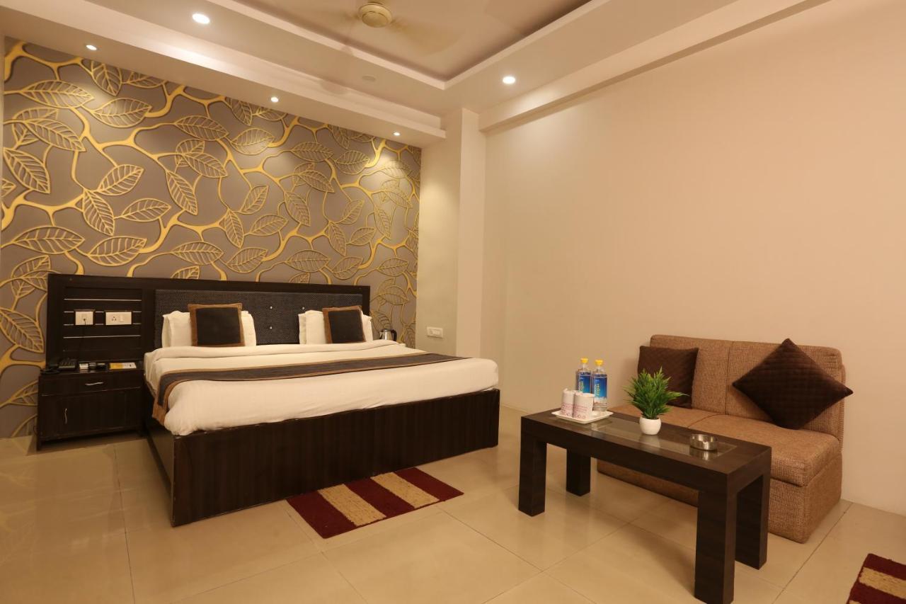 Hotel Nexus L Hotels In Charbagh Lucknow Eksteriør billede