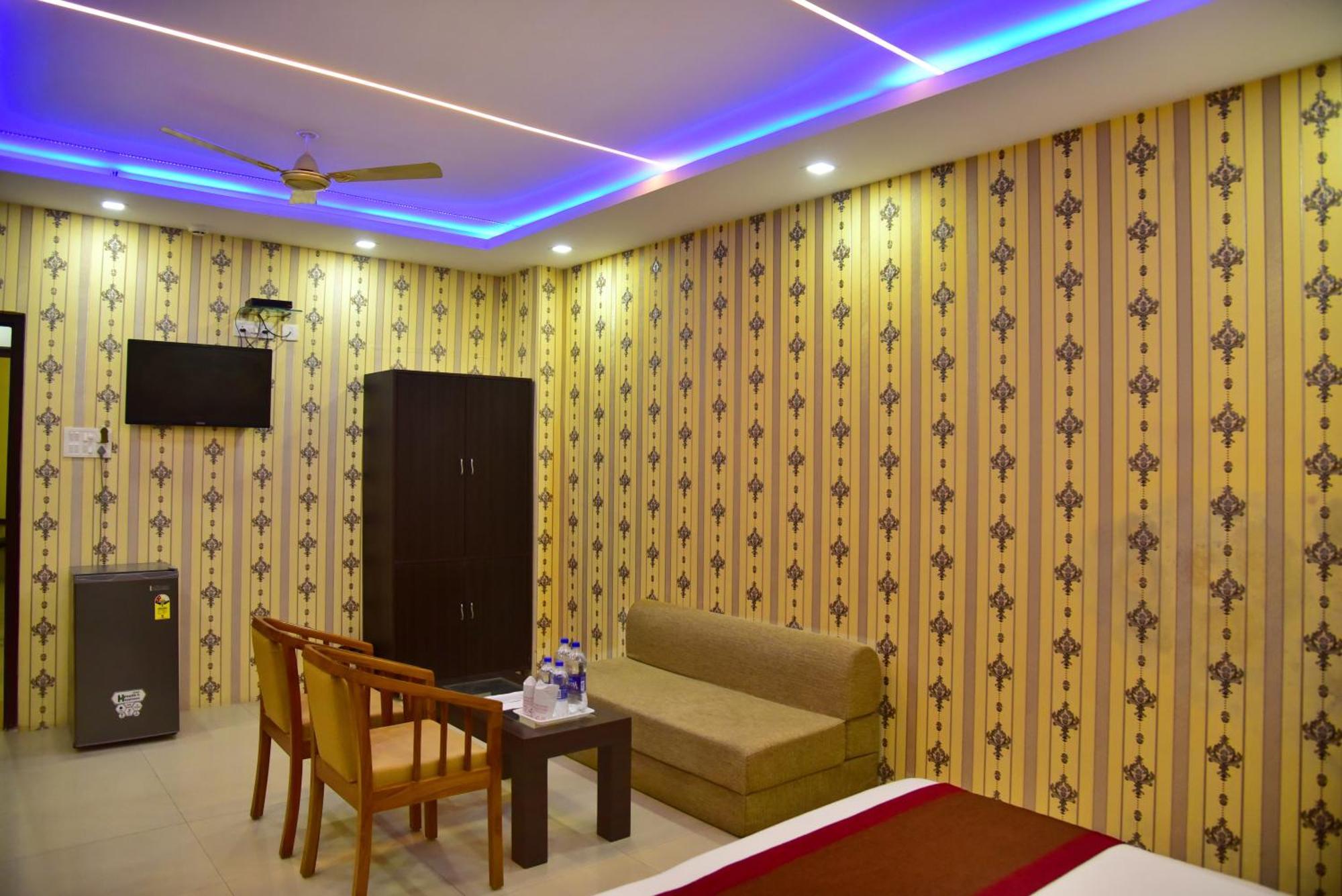 Hotel Nexus L Hotels In Charbagh Lucknow Eksteriør billede